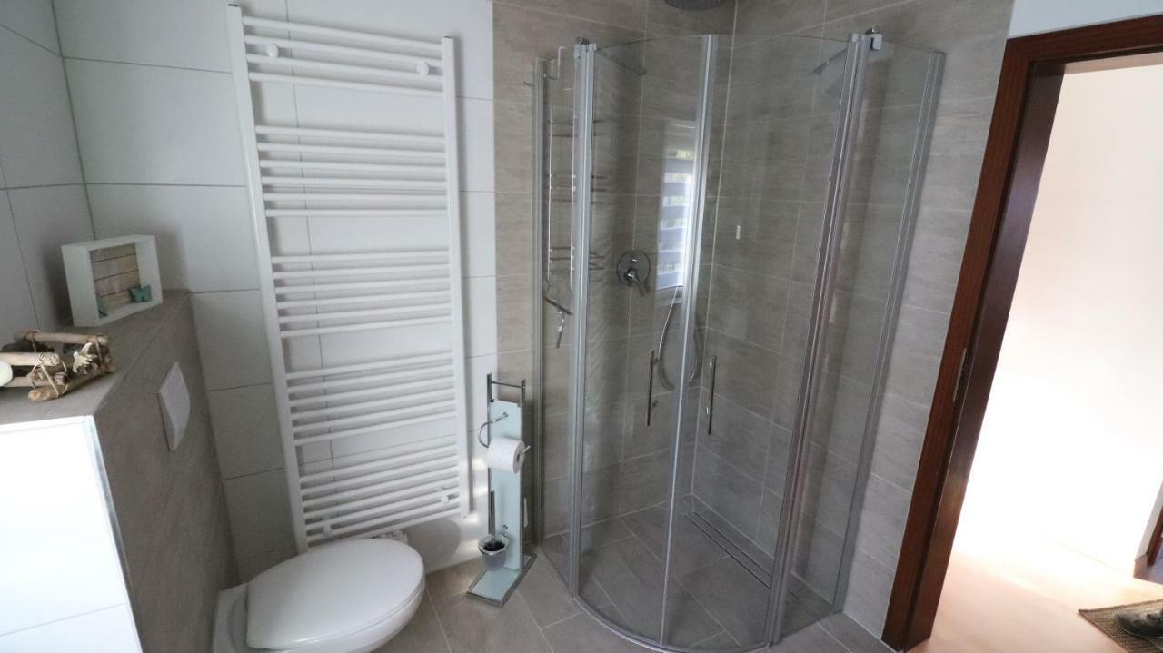 Ferienhaus Steinbach オーバーアスバッハ エクステリア 写真