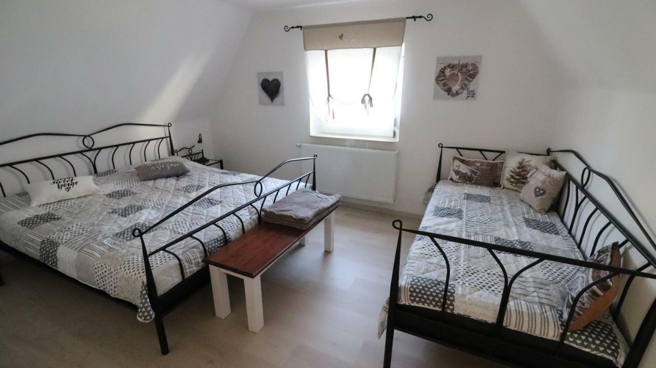 Ferienhaus Steinbach オーバーアスバッハ エクステリア 写真